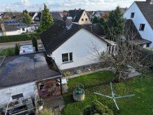 Gartenansicht Gem�tliches Einfamilienhaus in ruhiger Siedlungslage.