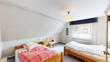 Schlafzimmer Obergeschoss Verkauft: Doppelhaush�lfte, mit Bauplatz, in Minden