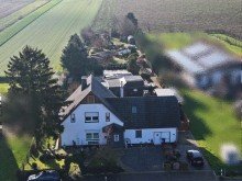 Stra�enansicht Bereits verkauft: Ein- bis Zweifamilienhaus in Hille