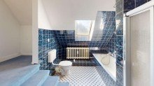 Badezimmer im DG Besonderes Einfamilienhaus mit gro�em Grundst�ck und viel Potenzial!