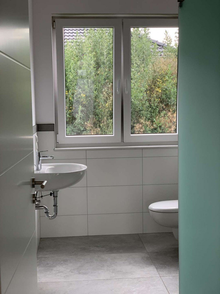 Bad im EG Doppelhaush�lfte Porta Westfalica