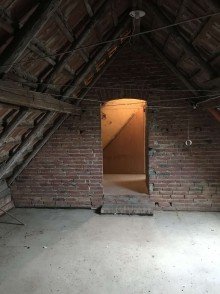 Dachgeschoss mit viel Platz Charmantes Einfamilienhaus mit vielen Optionen in Kutenhausen