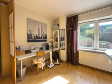 Ankleide im Erdgeschoss Modernisiertes Ein- bis Zweifamilienhaus in top Wohnlage