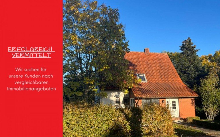 Immobilie in Petershagen - Bereits verkauft Petershagen / D�hren - 1 Minden-L�bbecke - Petershagen Einfamilienhaus Charmantes Einfamilienhaus im beschaulichen D�hren