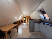 Dachgeschoss Historisches Stadthaus mit Potenzial, direkt am Johanniskirchhof