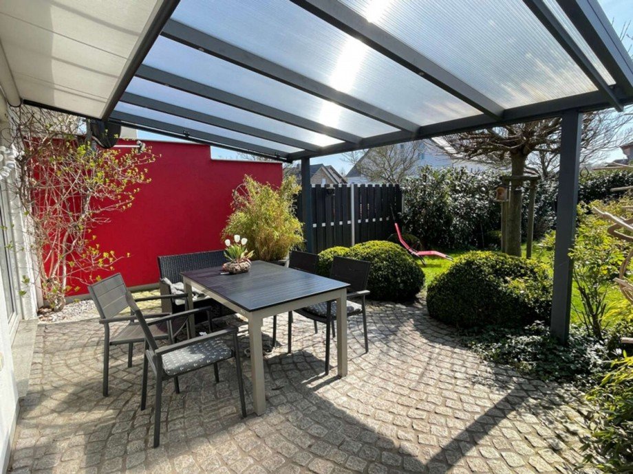 �berdachter Terrassenbereich Doppelhaush�lfte Minden