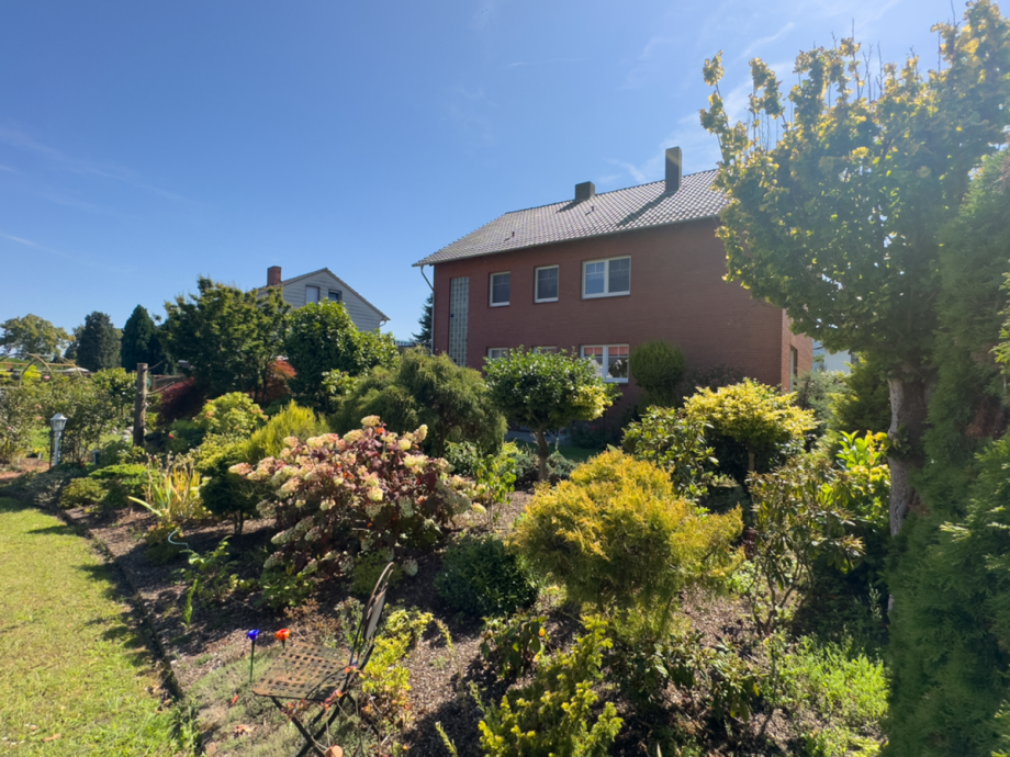 Gartenbereich Zweifamilienhaus Rahden