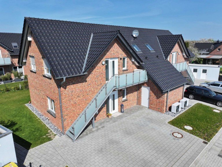 Au�enansicht Minden Dachgeschosswohnung Moderne Dachgeschosswohnung mit Balkon