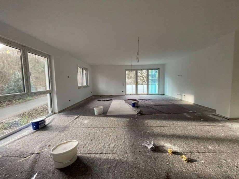 Opulentes Wohn- / Esszimmer Etagenwohnung Vlotho