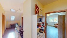 Flur im Dachgeschoss Gepflegtes Einfamilienhaus mit tollem Grundst�ck in familienfreundlicher Wohnlage
