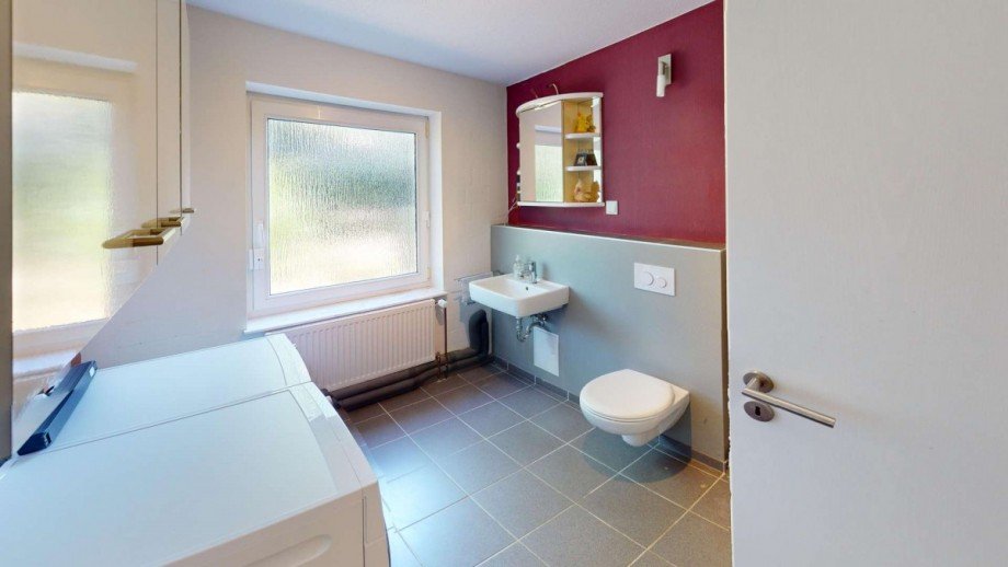 Bad im Keller inkl. Dusche Haus Porta Westfalica