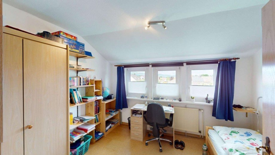 Schlafzimmer 2 im OG - Bild 1 Einfamilienhaus Minden