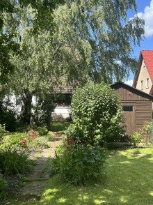 Garten und Gartenh�tte Verkauft: Doppelhaush�lfte, mit Bauplatz, in Minden