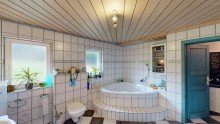 Badezimmer EG Bereits verkauft - Gro�z�gig Wohnen im renovierten Fachwerkhaus, nah der Weser