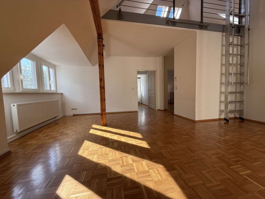 Wohn- und Essbereich Dachgeschosswohnung Minden