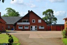 Haupthaus VERKAUFT - Gepflegtes Hof-Ensemble mit ca. 45.000 m� Grundnst�cksfl�che und viel Potential