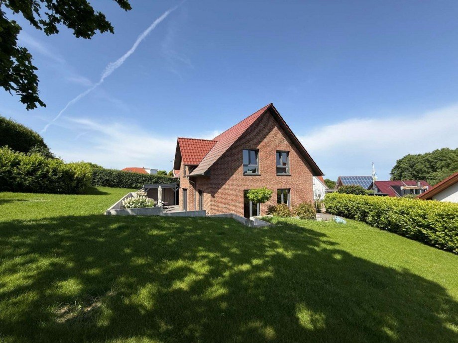Gartenansicht Einfamilienhaus Obernkirchen