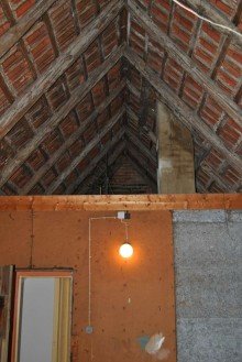 Dachgeschoss mit tollen Ausbaum�glichkeiten Charmantes Einfamilienhaus mit vielen Optionen in Kutenhausen