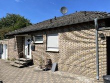 Frontansicht Modernisierter Bungalow im idyllischen Eldagsen!