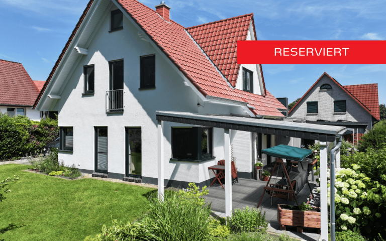 WB-746 Porta Westfalica Einfamilienhaus RESERVIERT - Junges Einfamilienhaus mit idyllischem Garten