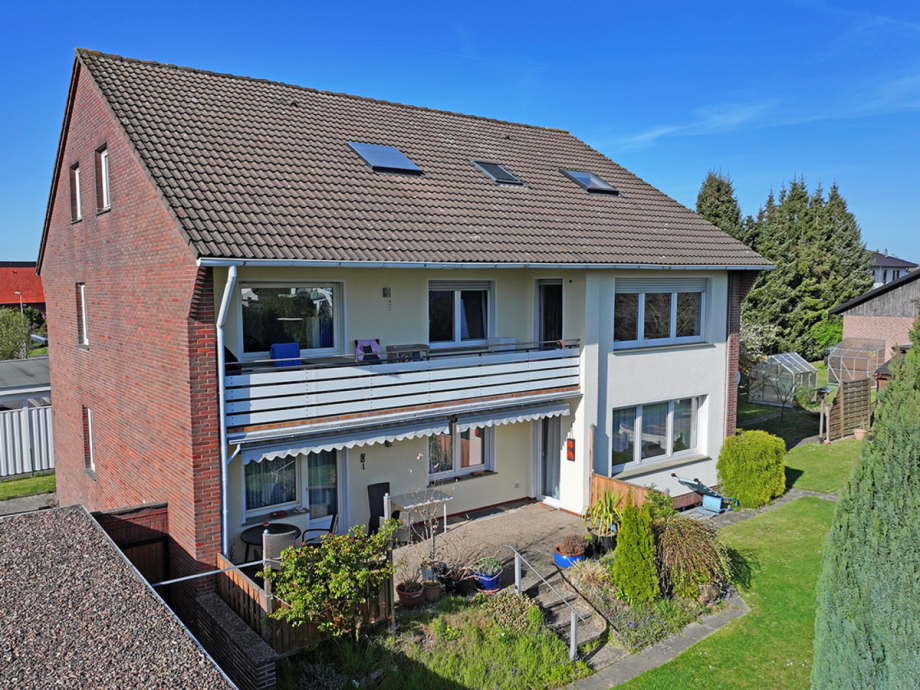 S�d-West-Ansicht Zweifamilienhaus Minden