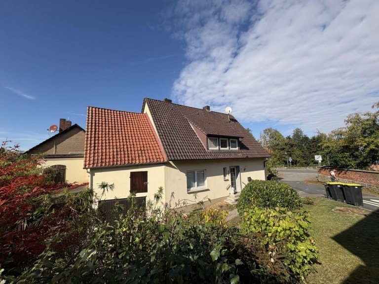 Au�enansicht Rinteln Mehrfamilienhaus Vermietetes Zweifamilienhaus in Rinteln - M�llenbeck
