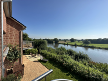 Haus an der Weser Repr�sentatives Einfamilienhaus mit Weserblick, in Minden.
