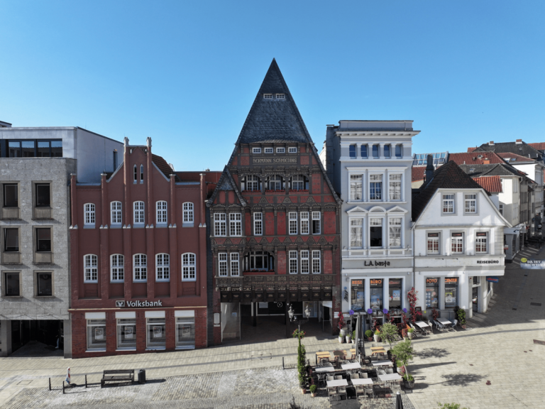Au�enansicht Minden Renditeobjekt HAUS SCHMIEDING - HISTORIE AM MINDENER MARKTPLATZ!