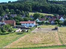 Luftbild-Ansicht 3 ERFOLGREICH VERKAUFT: Ensemble mit Wohnhaus, Gewerbe und Pferdehaltung