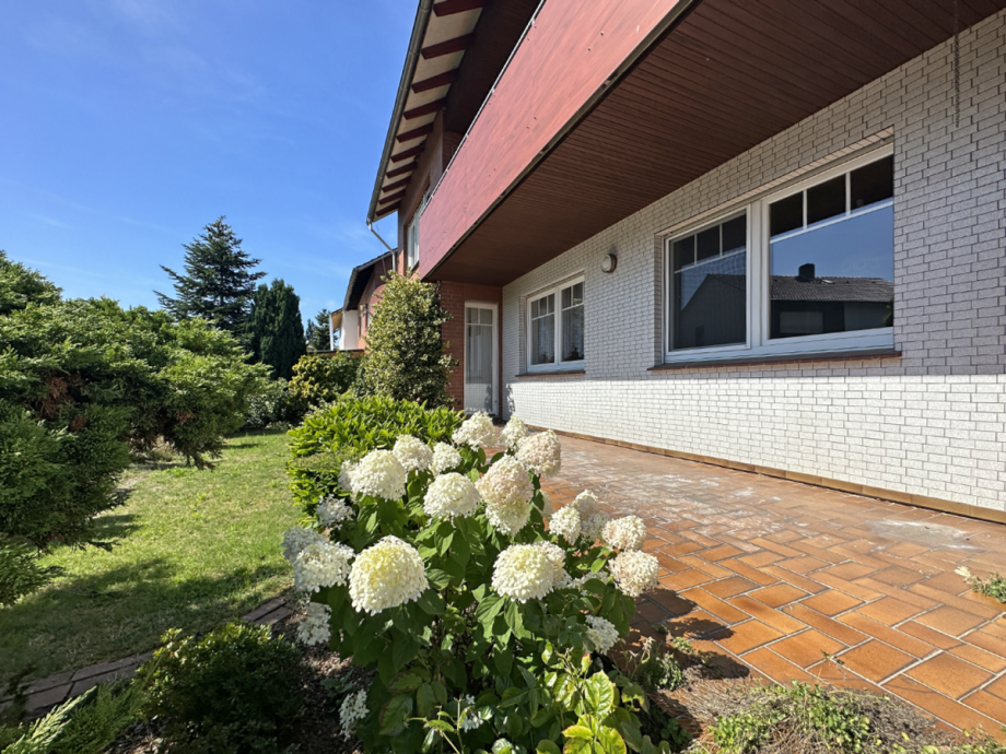 S�d-Terrasse im Erdgeschoss Zweifamilienhaus Rahden