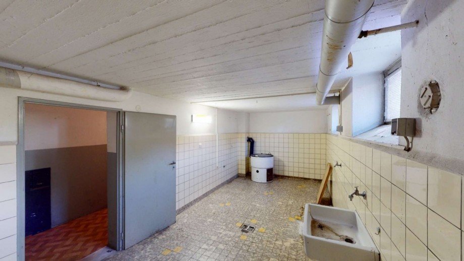 Allgemeiner Kellerraum Zweifamilienhaus Rahden