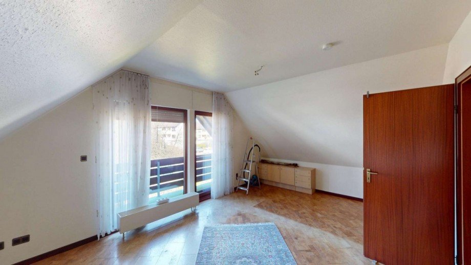 Schlafzimmer mit Balkon Einfamilienhaus Porta Westfalica