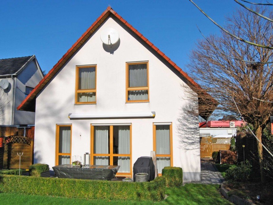 Gartenansicht (S�dseite) Einfamilienhaus Porta Westfalica