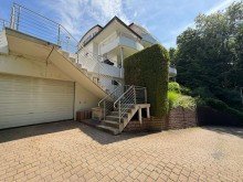 Au�entreppe zum Hauseingang �u�erst gepflegte Eigentumswohnung f�r Kapitalanleger