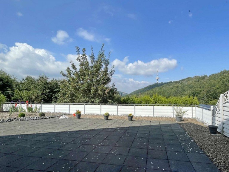 Ausblick Dachterrasse Porta Westfalica Etagenwohnung Tolle Eigentumswohnung mit einmaligem Panoramablick in Hausberge