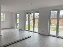 Wohnbereich EG Moderne Doppelhaush�lfte in toller Lage von Holzhausen