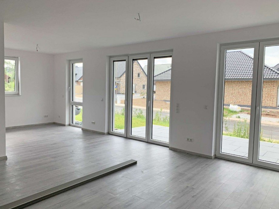 Wohnbereich EG Doppelhaush�lfte Porta Westfalica
